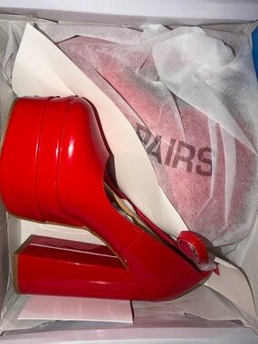 Women's Red Patent Platform Block Heel Pump